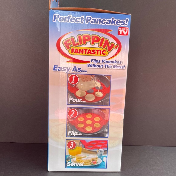 Flippin Fantastic Perfect Pancake Maker Pan Flip Egg Omellete Non Stick Silicone - Picture 7 of 9